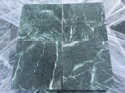 Плитка Змеевик натуральный 200*300*10 мм Плитка Змеевик натуральный 200*300*10 мм